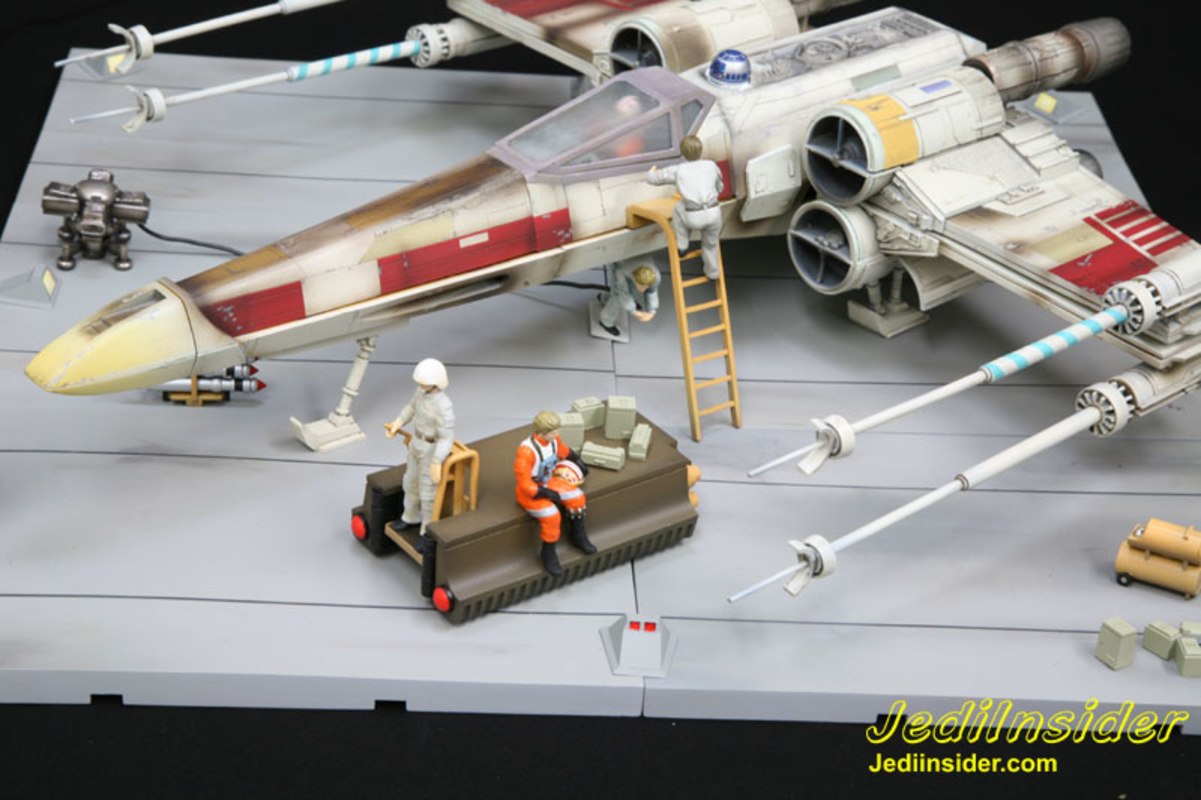 Star Wars X-Wing Fighter Cross Section 3-D Vehicle Set